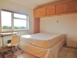 Bedroom- click for photo gallery